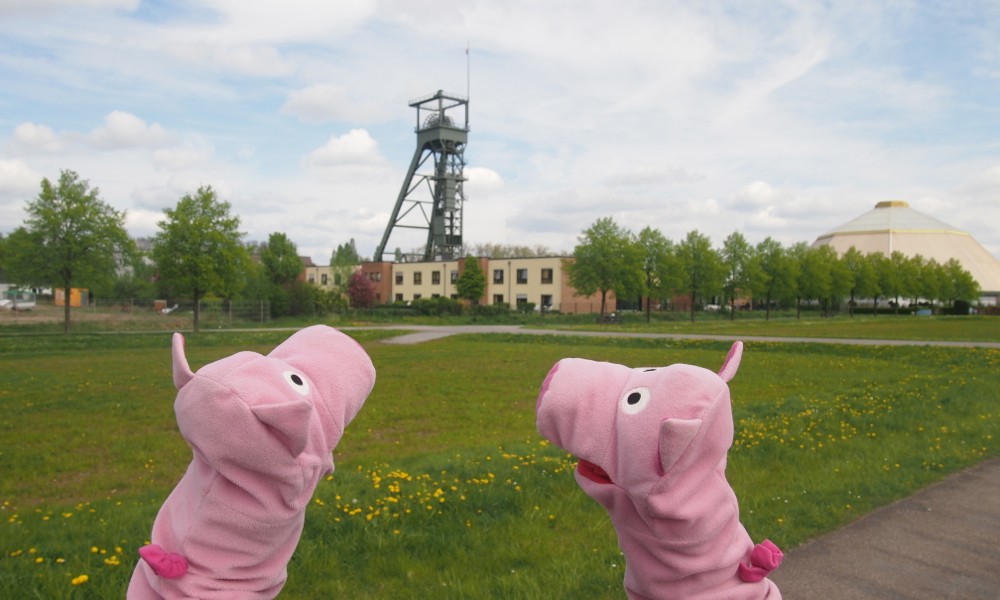 Alles steht hier voll mit diesen komischen Türmen.