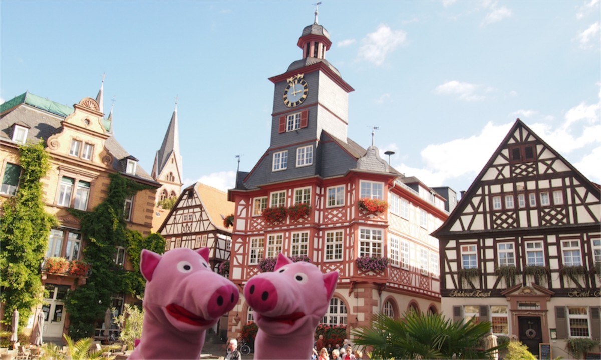 Am Marktplatz in Heppenheim steht die berühmte Kartoffelbörse.