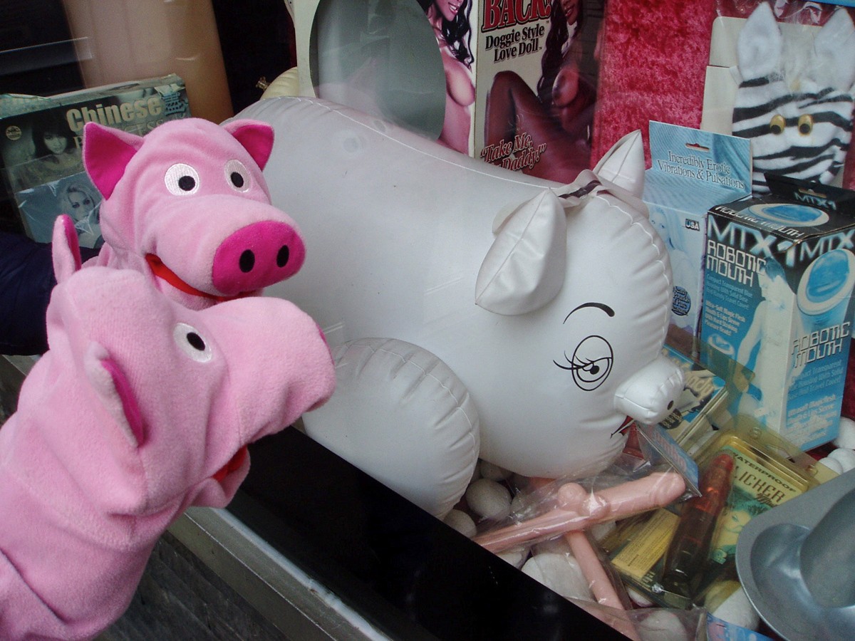 Erstaunlich: jeder Fetisch wird bedient.